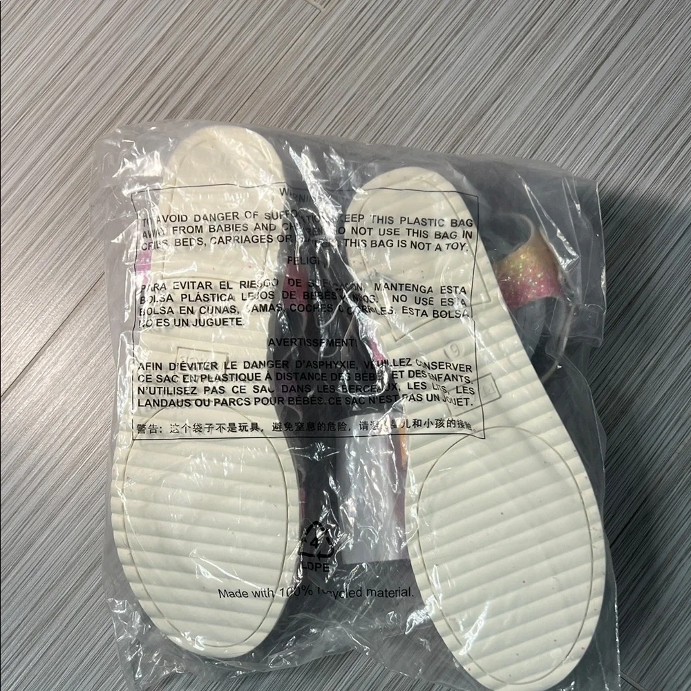 The Children's Place Glittery Girls Sandals & sunglasses. New in packages